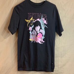 Nike Black and Pink Graphic Short Sleeve Tee
